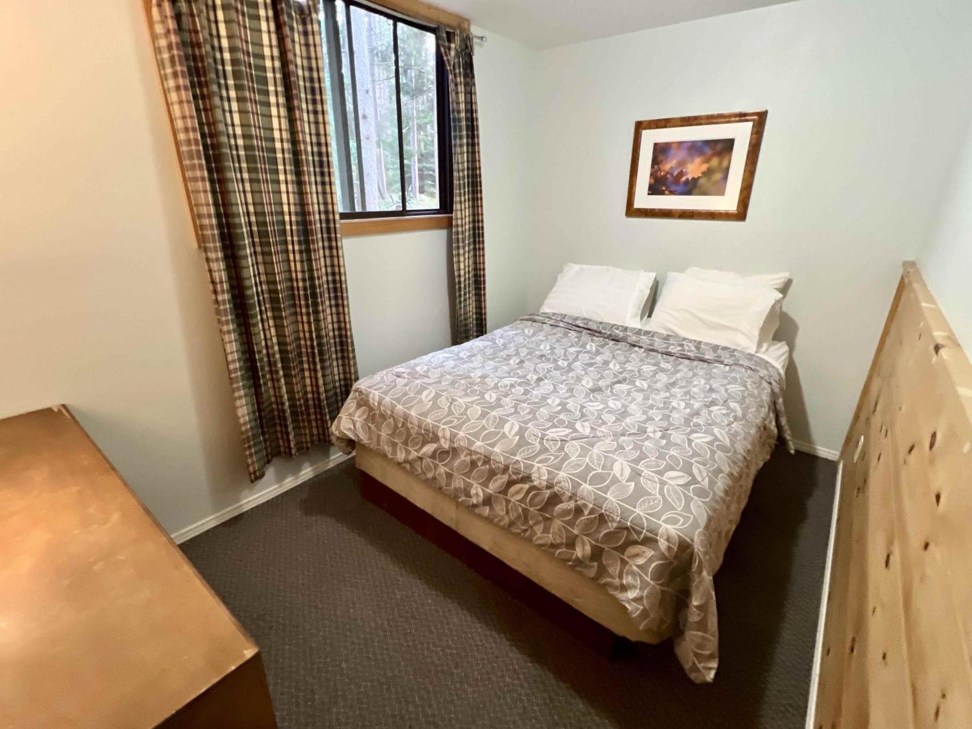 High Falls Bay Cottages, Camping & Waterpark Bracebridge Exterior foto